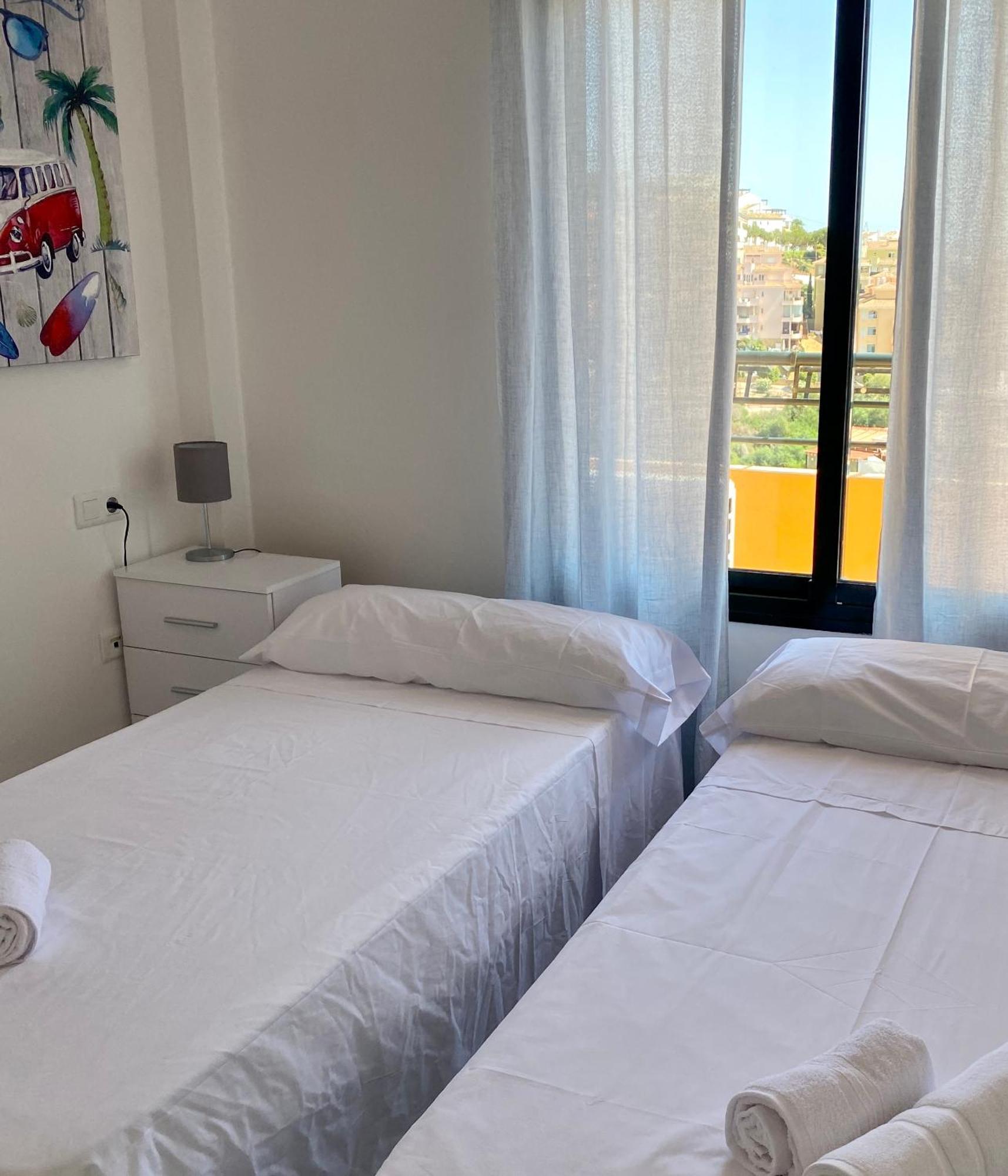 Duplex Con Piscina, Parking Y Golf Leilighet Sitio de Calahonda Eksteriør bilde
